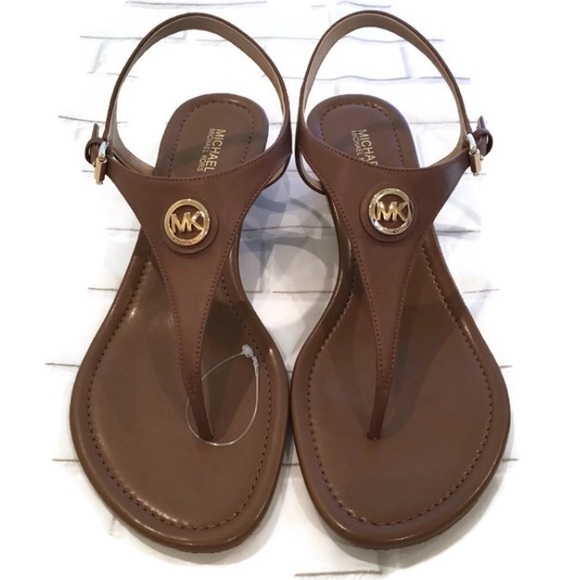 Michael Kors Shoes - NWT Michael Kors Tan Sandals 9.5
